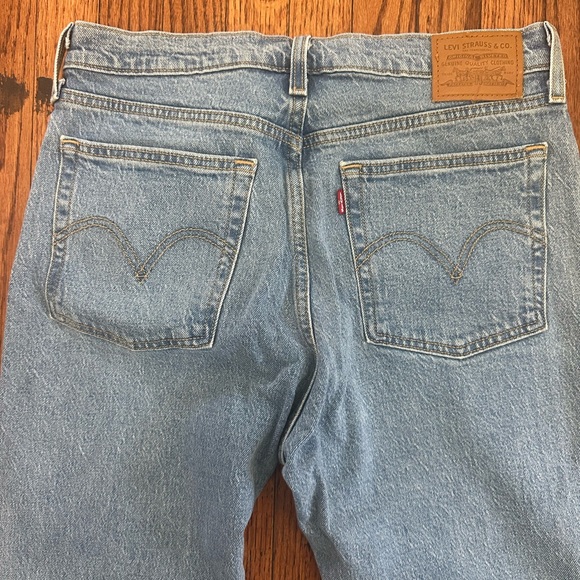 Women’s Levi Premium Wedgie Icon Fit Jeans size 29 - Picture 3 of 10